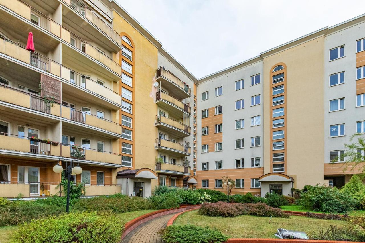 Bluszczanska 74 By Homeprime Varsavia Esterno foto